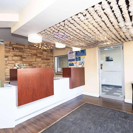 Days Inn By Wyndham Dayton Huber Heights Northeast Esterno foto