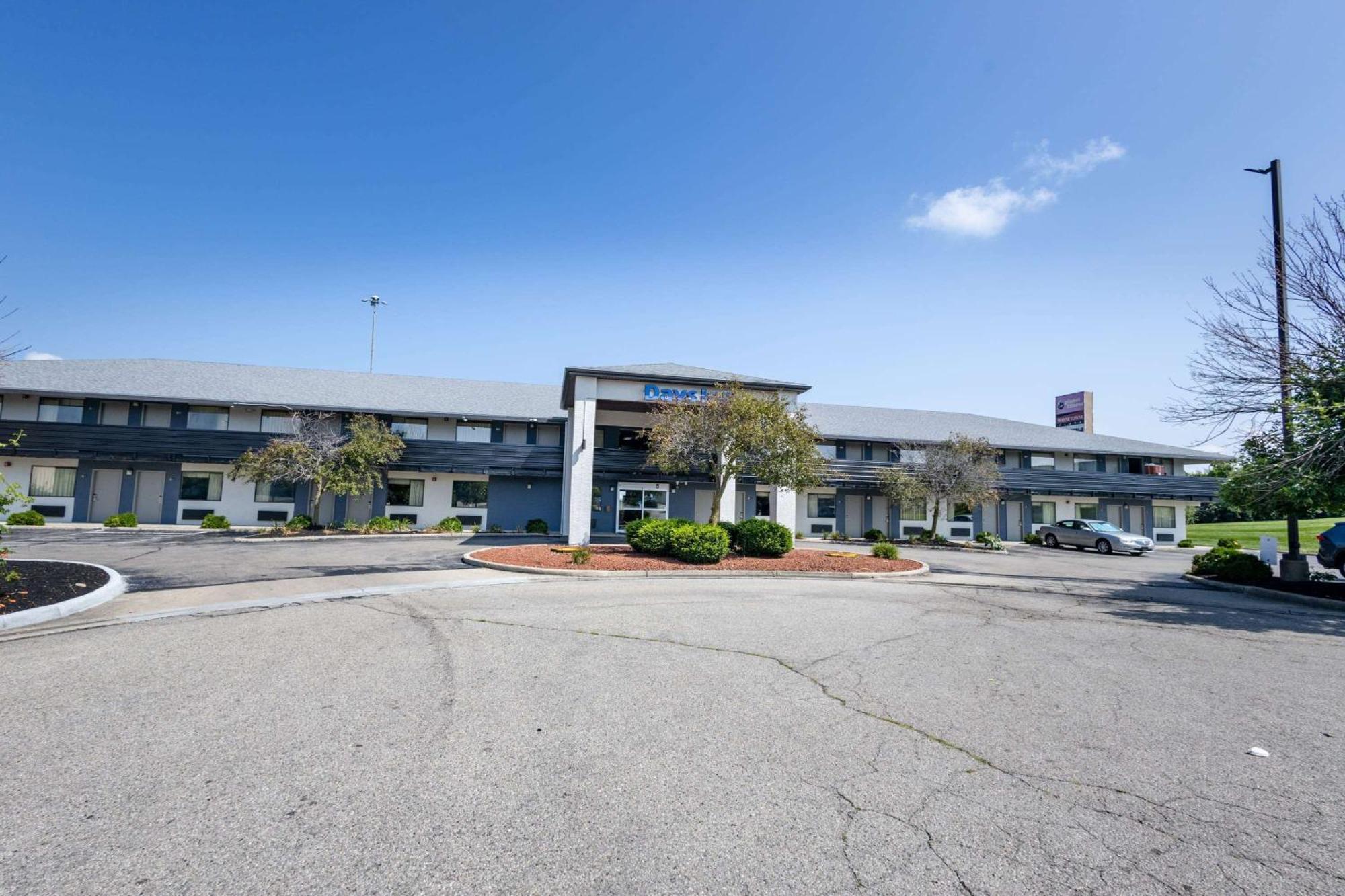 Days Inn By Wyndham Dayton Huber Heights Northeast Esterno foto